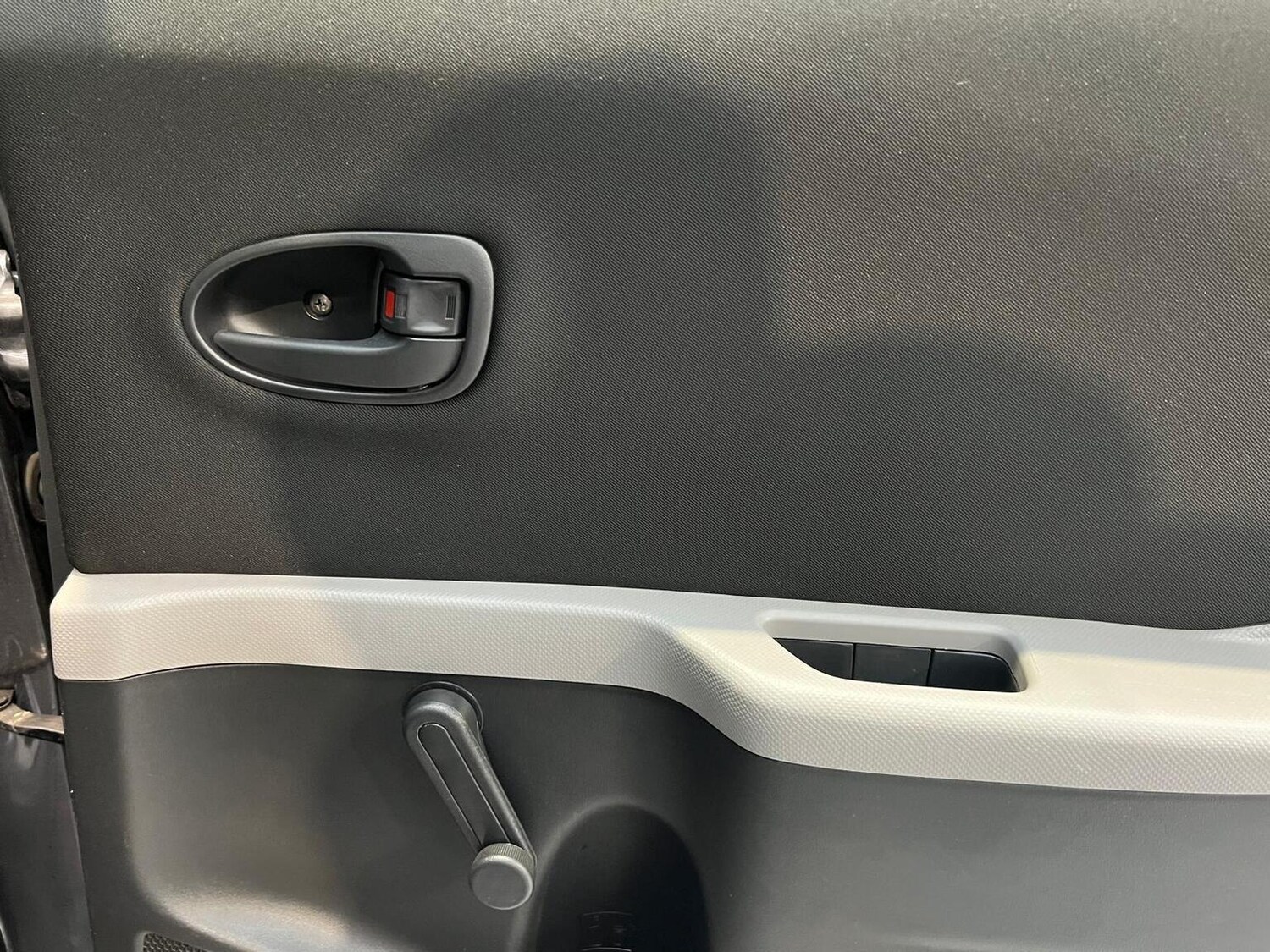 Used Toyota Yaris 2009 for sale - 76945392: Photo 25