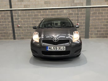 Used Toyota Yaris 2009 for sale - 76945392: Photo