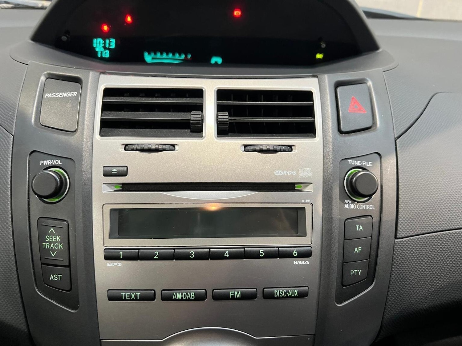 Used Toyota Yaris 2009 for sale - 76945392: Photo 33