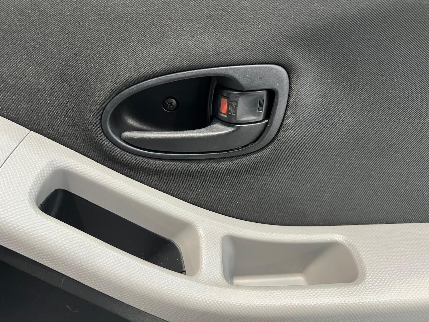 Used Toyota Yaris 2009 for sale - 76945392: Photo 53