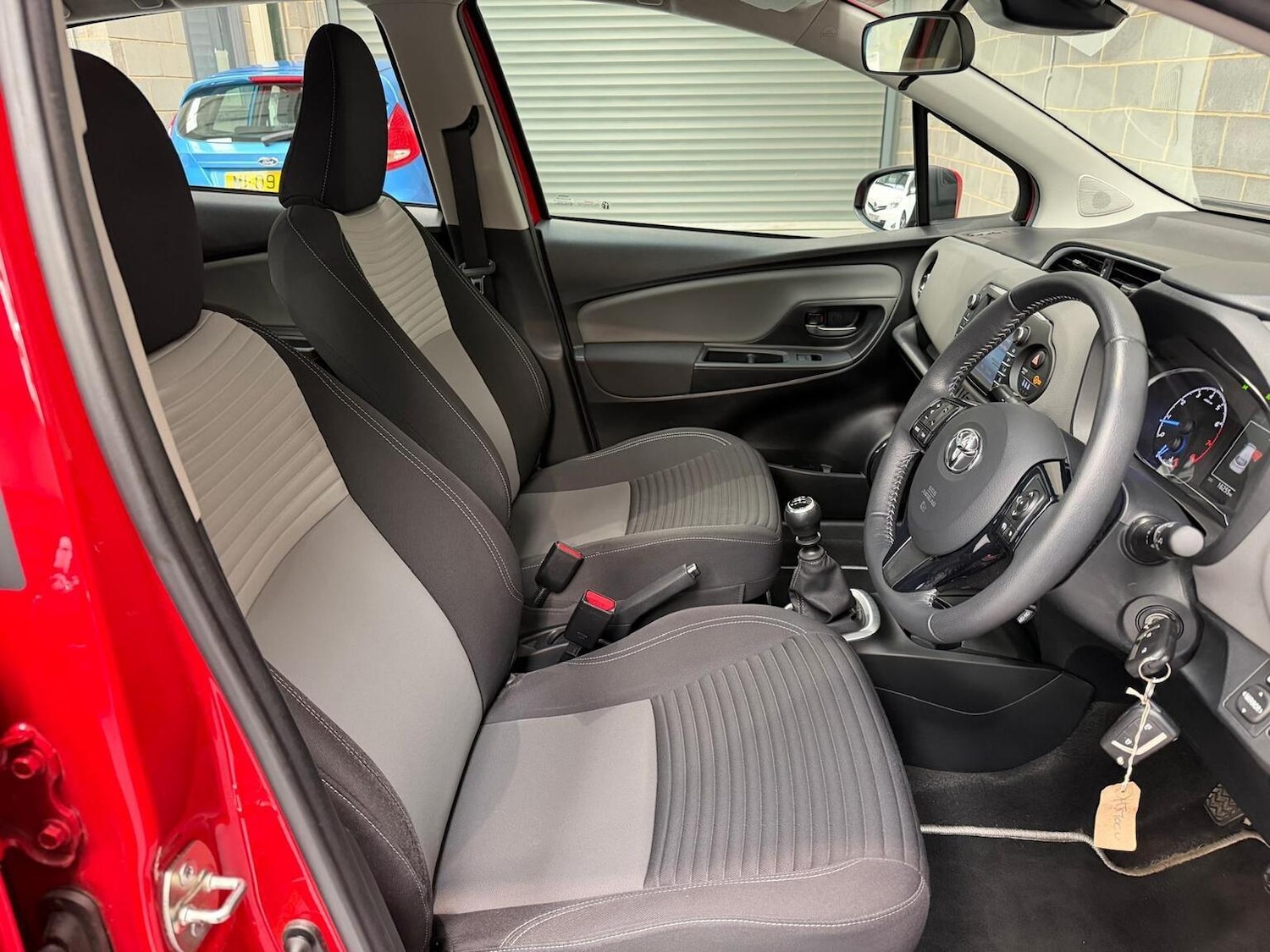 Used Toyota Yaris 2017 for sale - 77595453: Photo 13