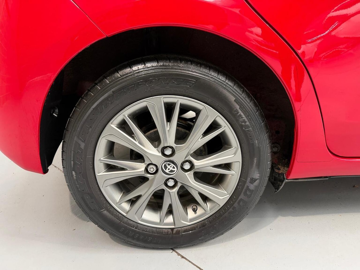 Used Toyota Yaris 2017 for sale - 77595453: Photo 38