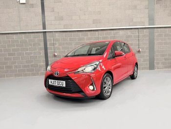 Used Toyota Yaris 2017 for sale - 77595453: Photo