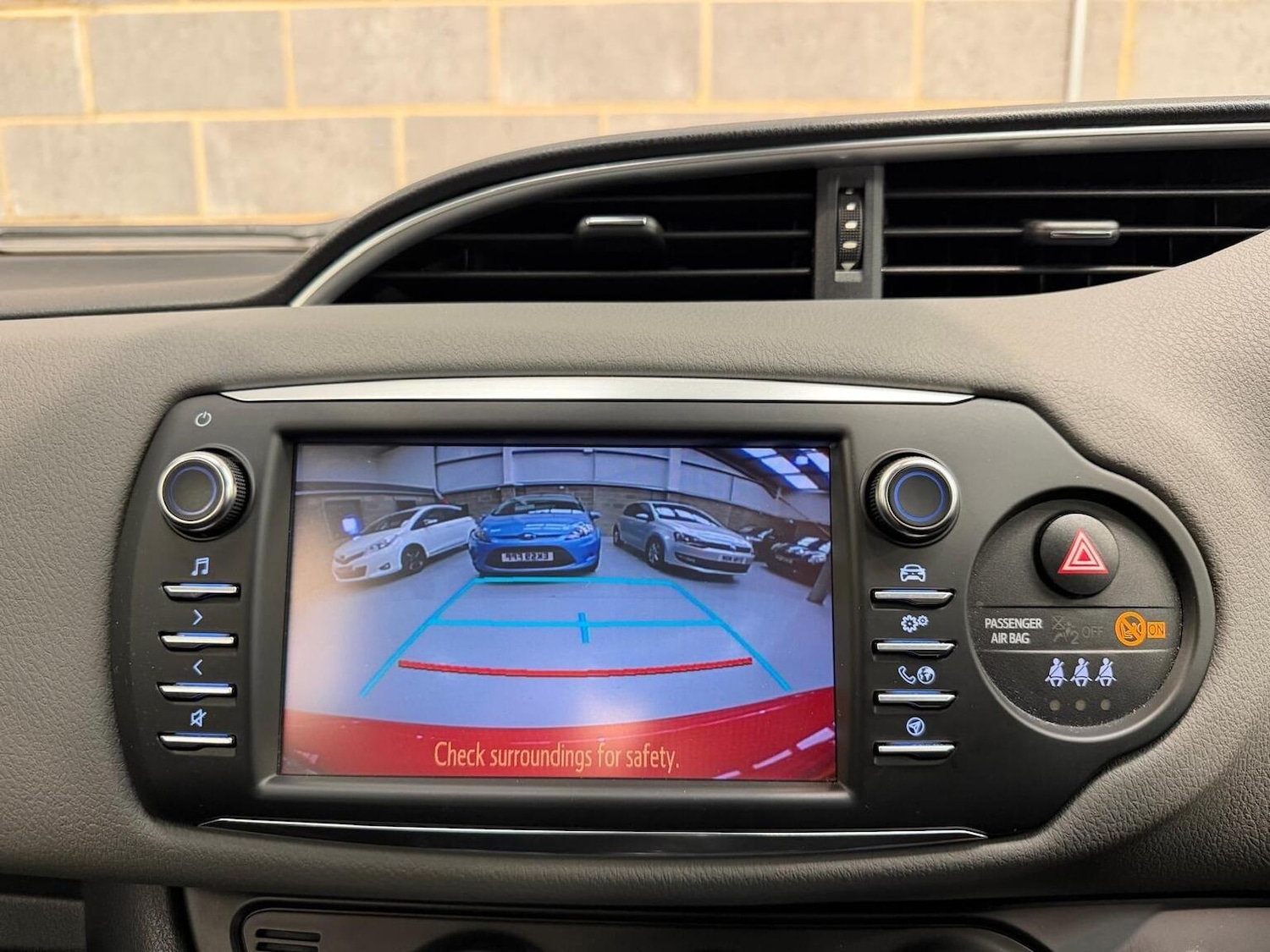 Used Toyota Yaris 2017 for sale - 77595453: Photo 46