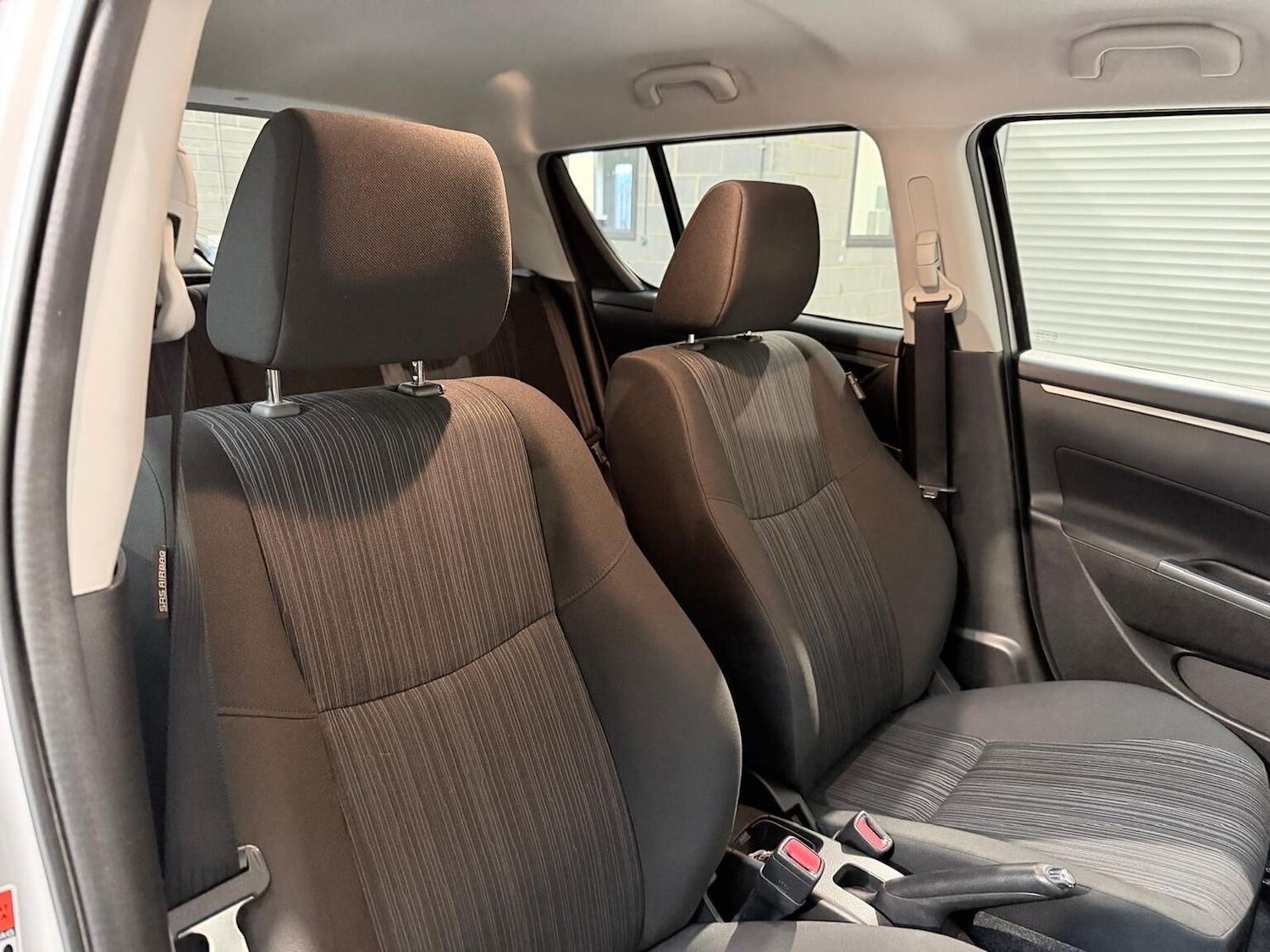 Used Suzuki Swift 2015 for sale - 77629090: Photo 13