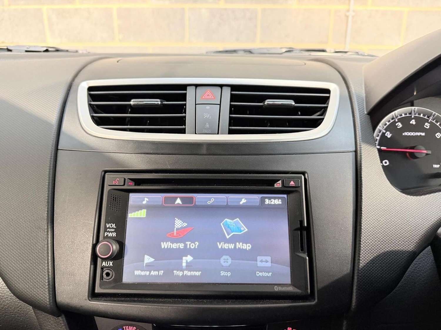 Used Suzuki Swift 2015 for sale - 77629090: Photo 40