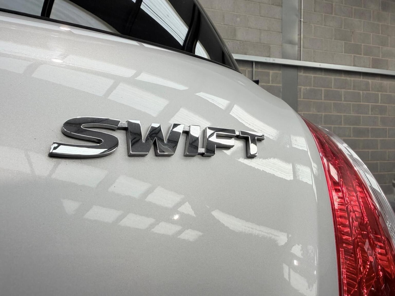 Used Suzuki Swift 2015 for sale - 77629090: Photo 45