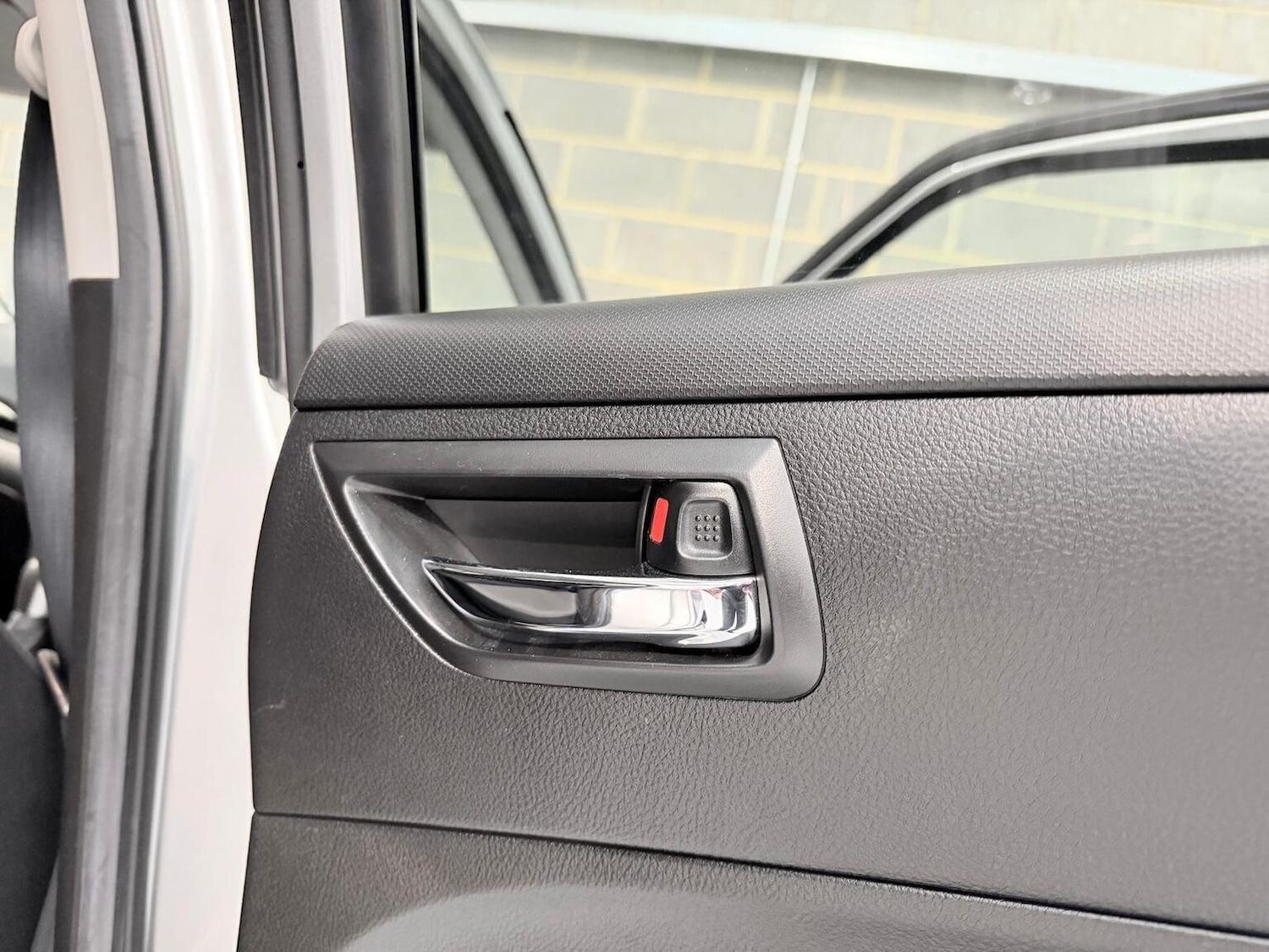 Used Suzuki Swift 2015 for sale - 77629090: Photo 55