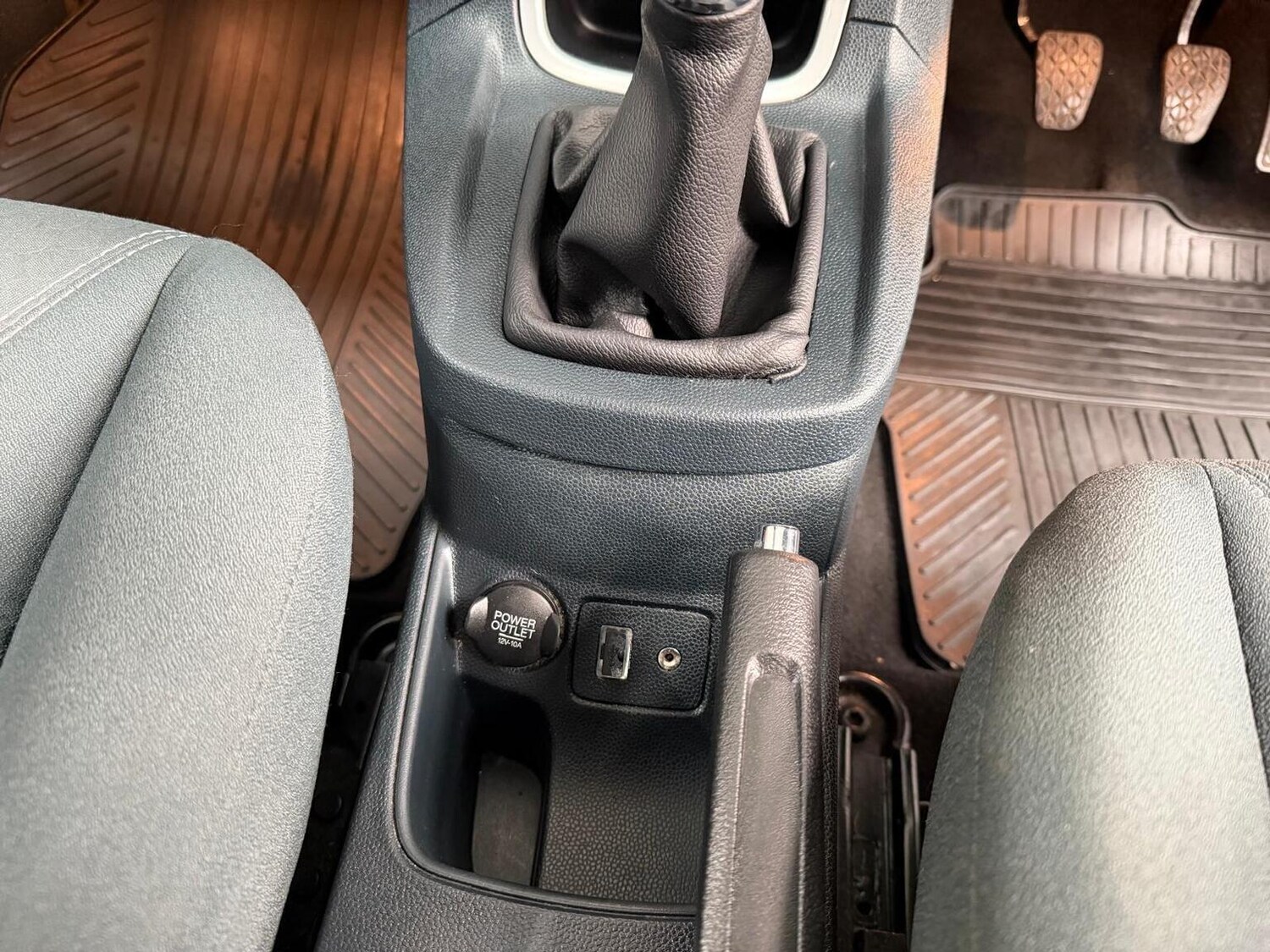 Used Ford Fiesta 2010 for sale - 78197945: Photo 11