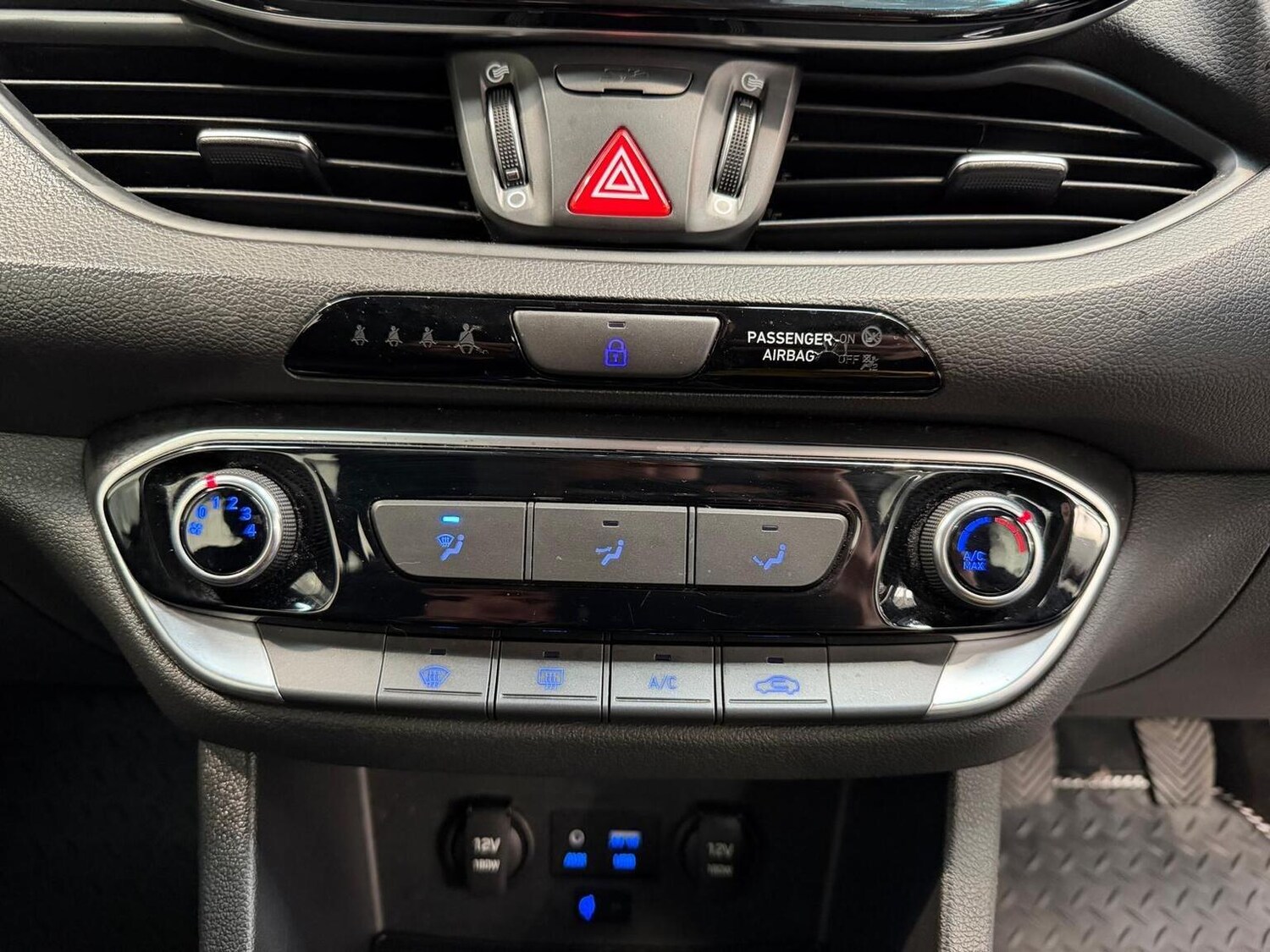 Used Hyundai i30 2017 for sale - 78197961: Photo 22