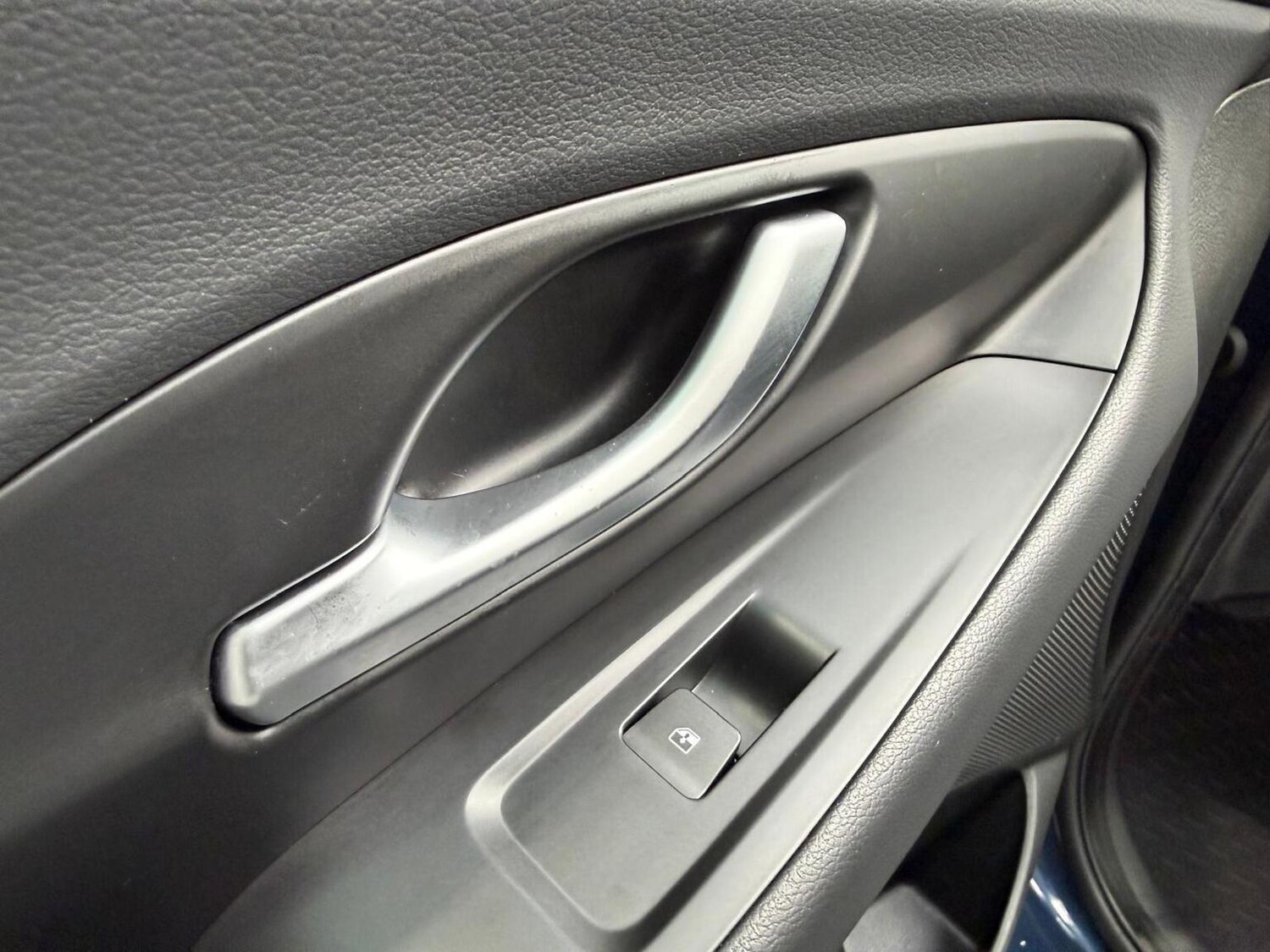 Used Hyundai i30 2017 for sale - 78197961: Photo 27