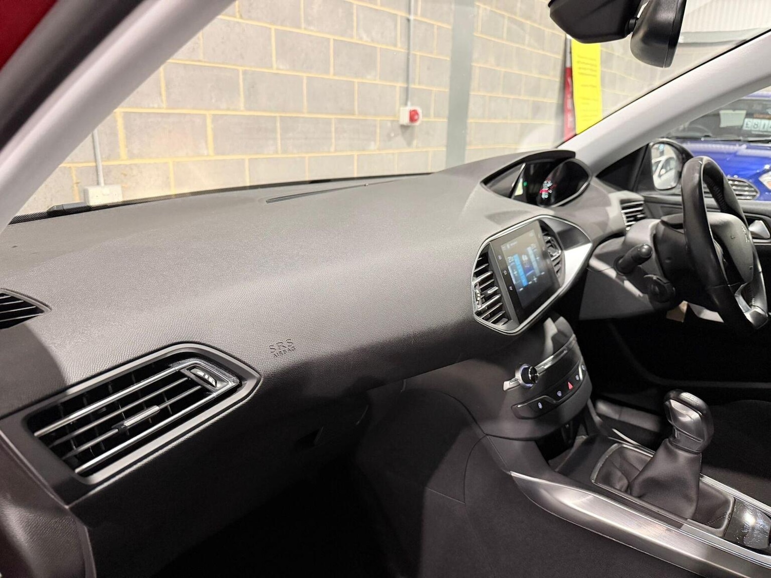 Used Peugeot 308 2015 for sale - 77077137: Photo 12