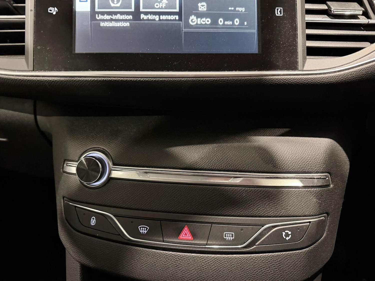 Used Peugeot 308 2015 for sale - 77077137: Photo 40