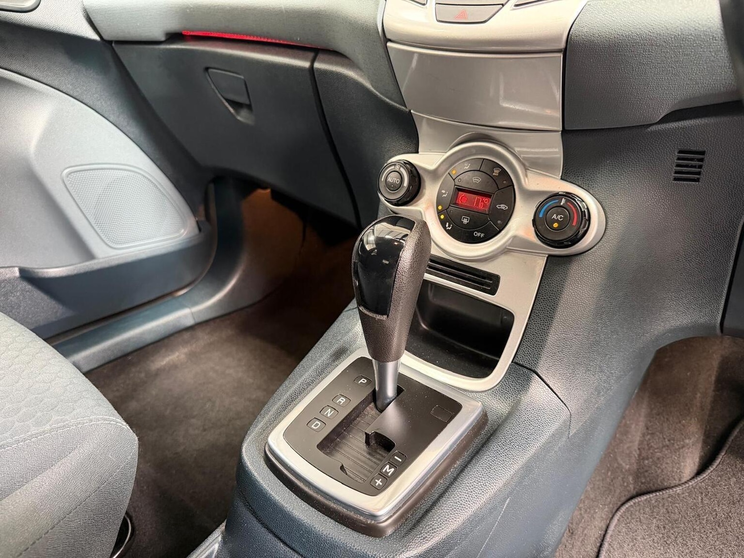 Used Ford Fiesta 2009 for sale - 78197962: Photo 11