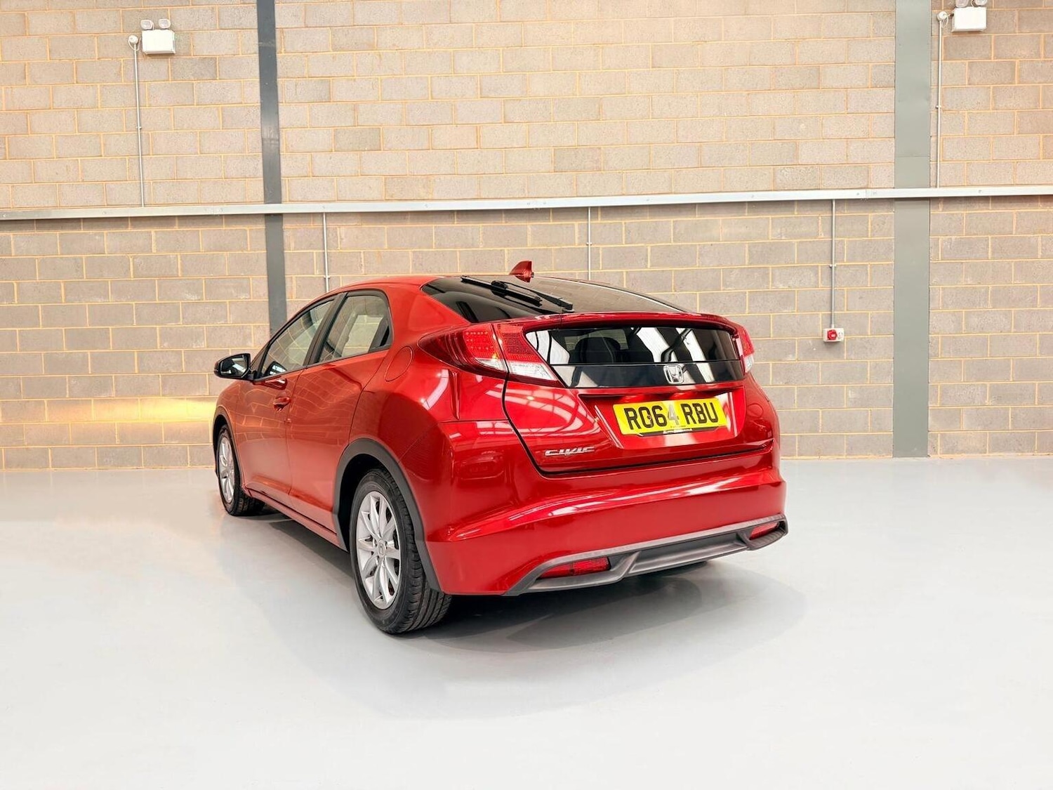 Used Honda Civic 2014 for sale - 77891613: Photo 4