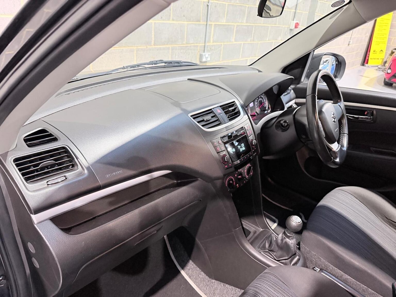 Used Suzuki Swift 2014 for sale - 78197946: Photo 10