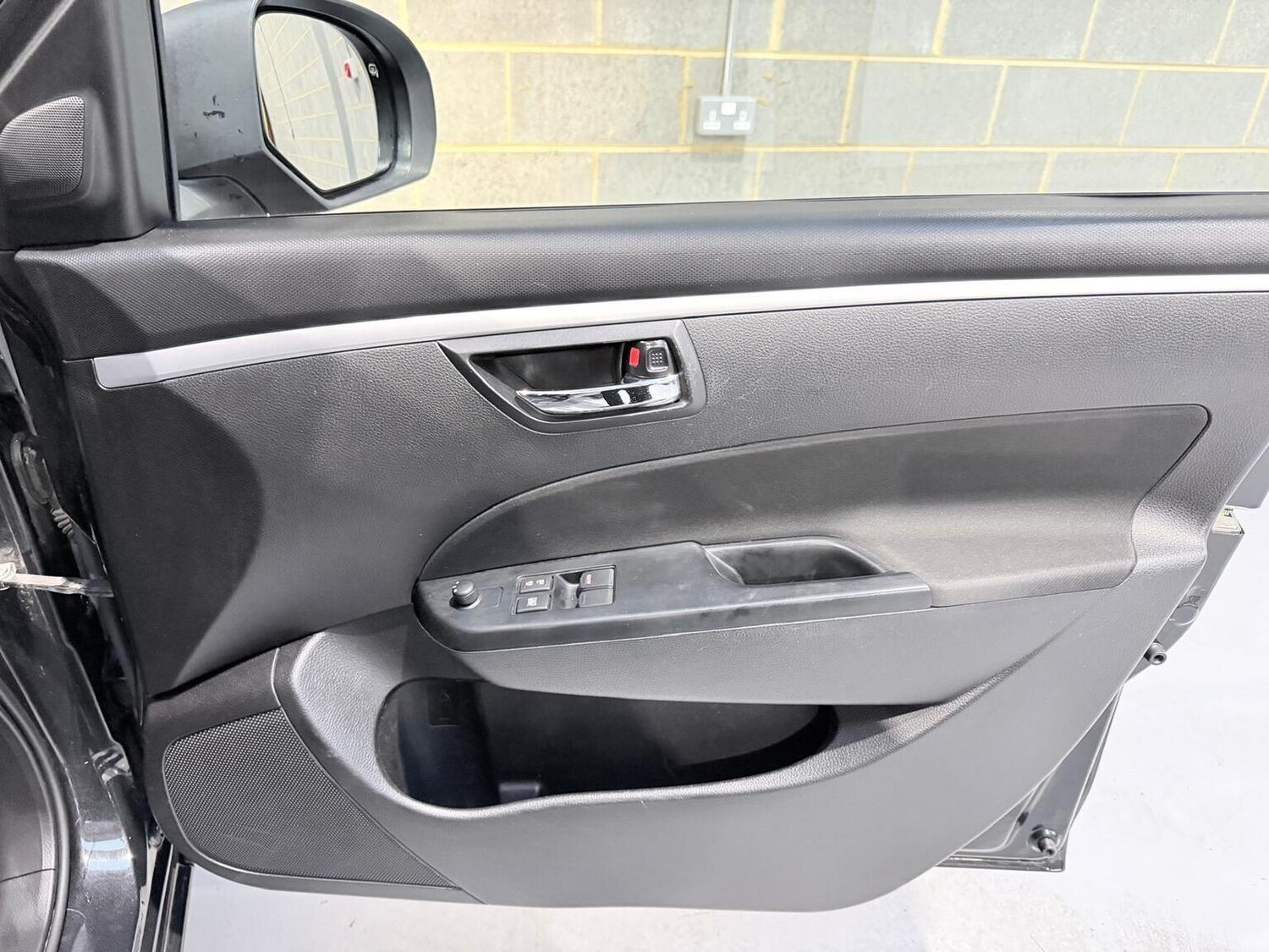 Used Suzuki Swift 2014 for sale - 78197946: Photo 34