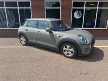 Used MINI Hatch 2019 for sale - 75413292: Photo