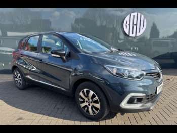 2019 - 0.9 Captur Play TCe 5dr