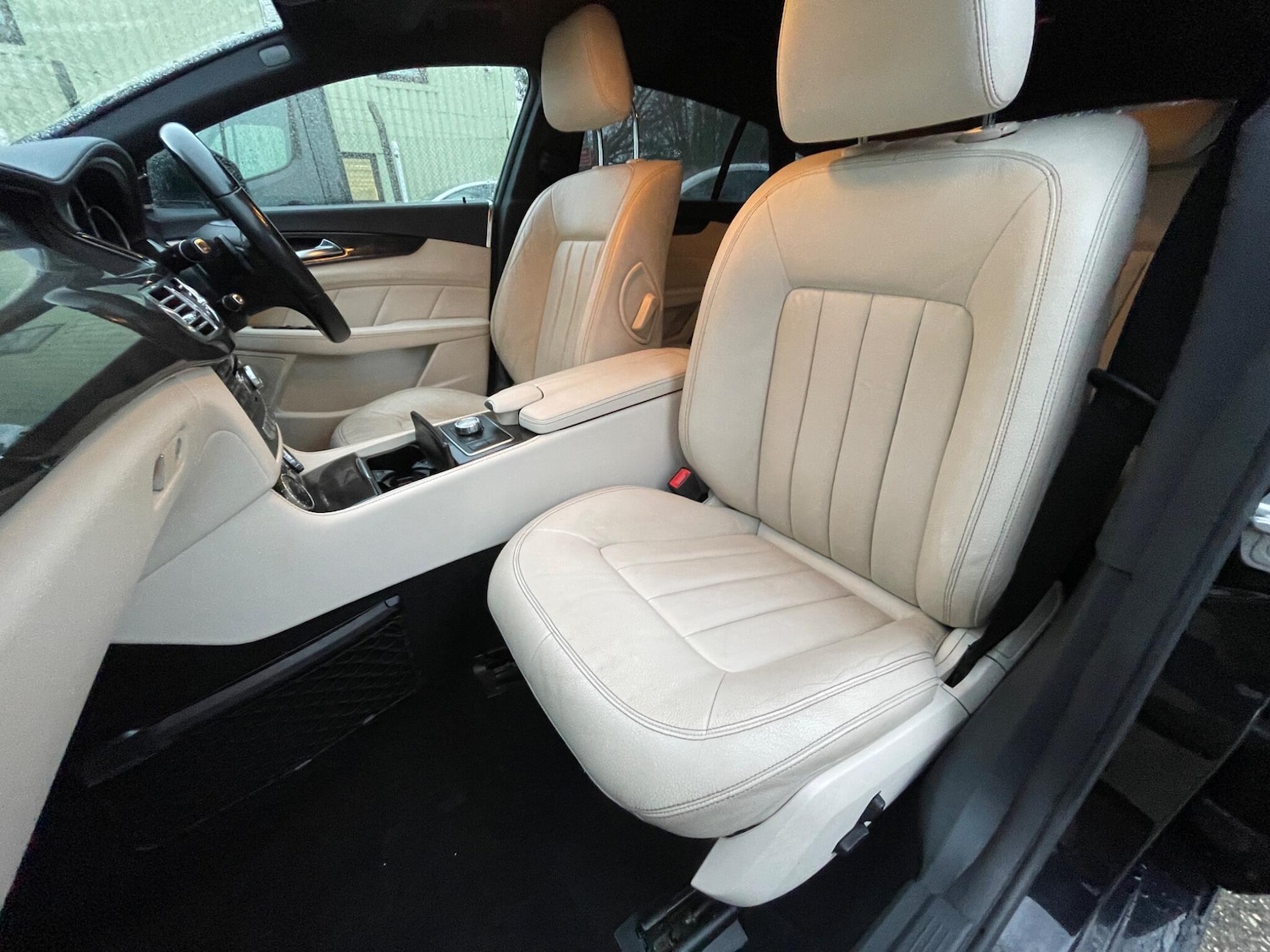 Used Mercedes-Benz CLS 2013 for sale - 77794063: Photo 30