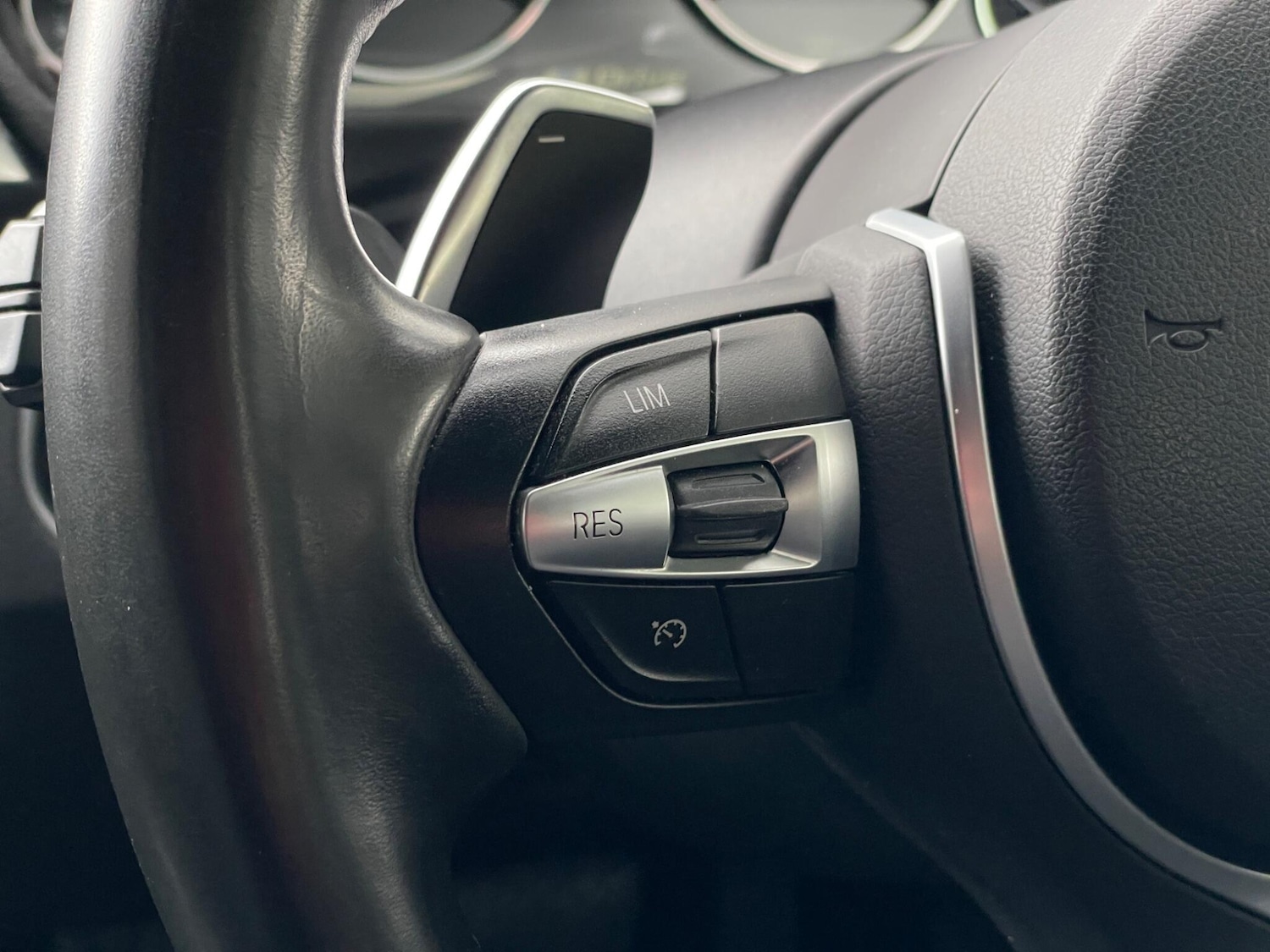 Used BMW 3 Series 2018 for sale - 76647654: Photo 22