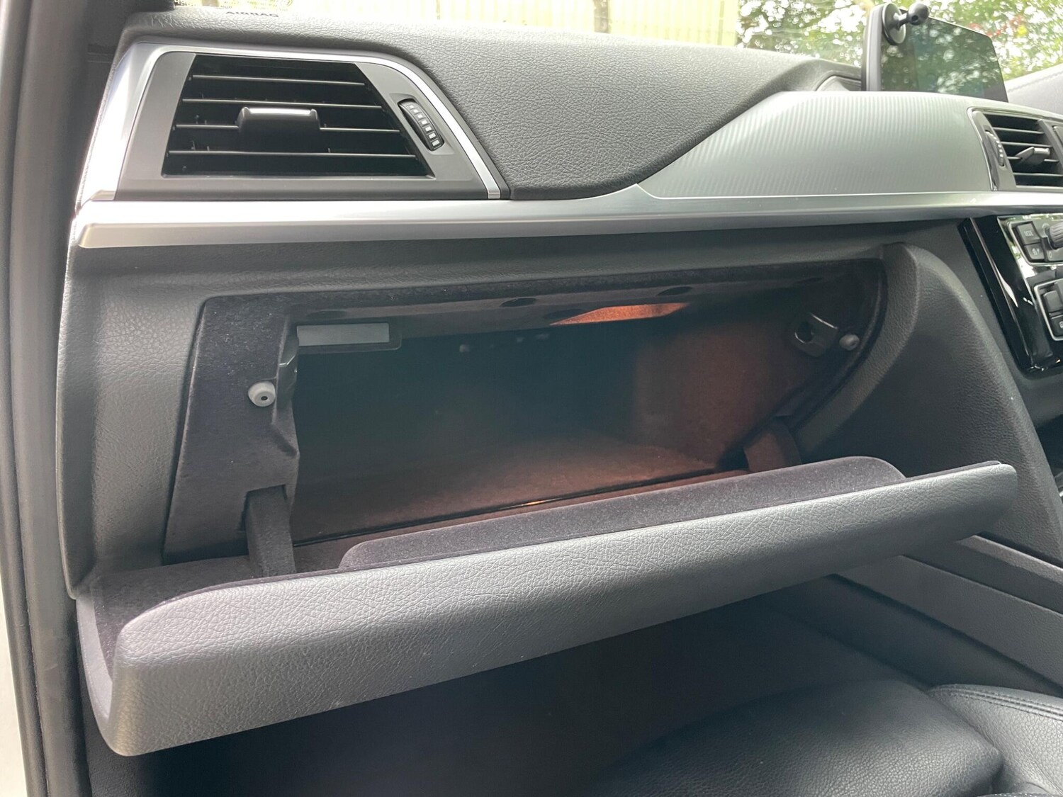 Used BMW 3 Series 2018 for sale - 76647654: Photo 70