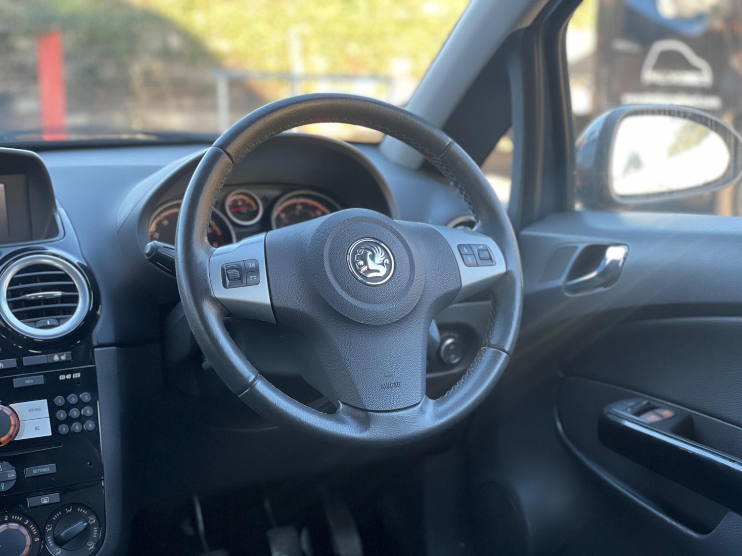 Used Vauxhall Corsa 2010 for sale - 77081776: Photo 23