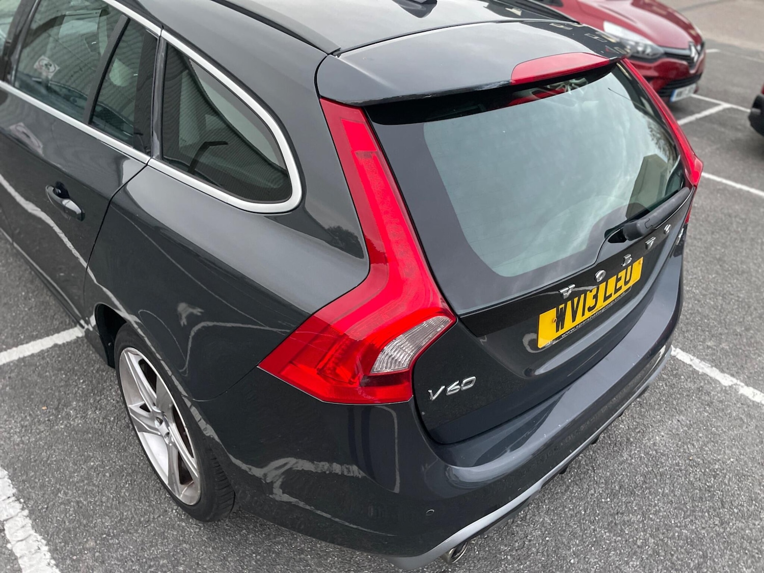 Used Volvo V60 2013 for sale - 76647655: Photo 13