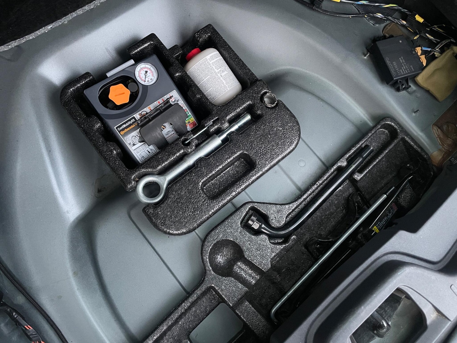 Used Volvo V60 2013 for sale - 76647655: Photo 16