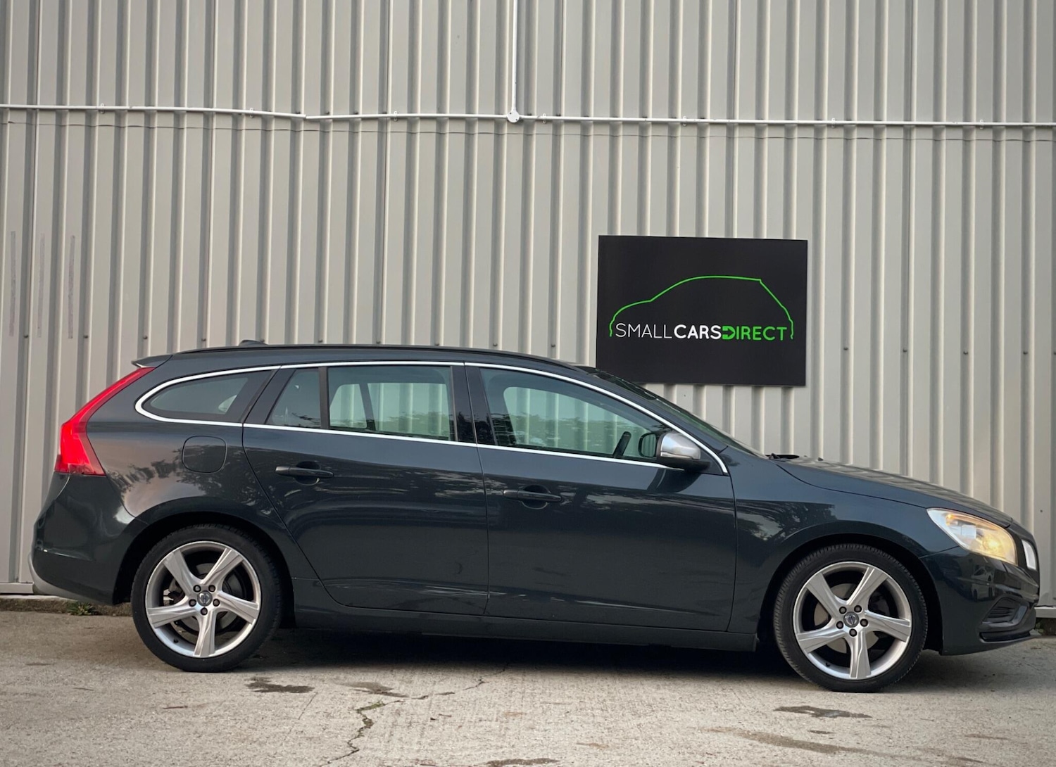 Used Volvo V60 2013 for sale - 76647655: Photo 17
