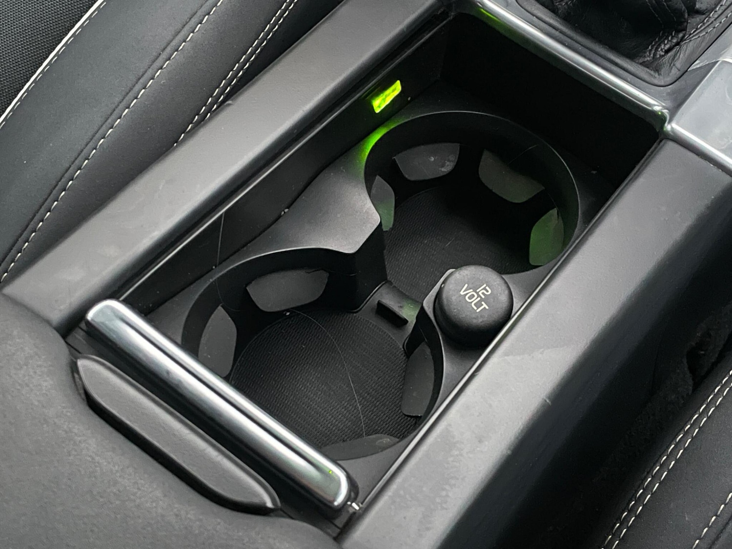 Used Volvo V60 2013 for sale - 76647655: Photo 20