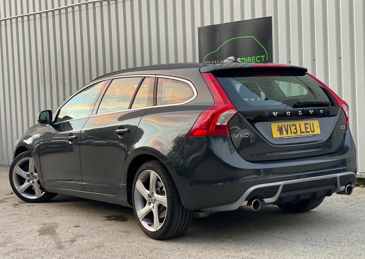 Used Volvo V60 2013 for sale - 76647655: Photo 3