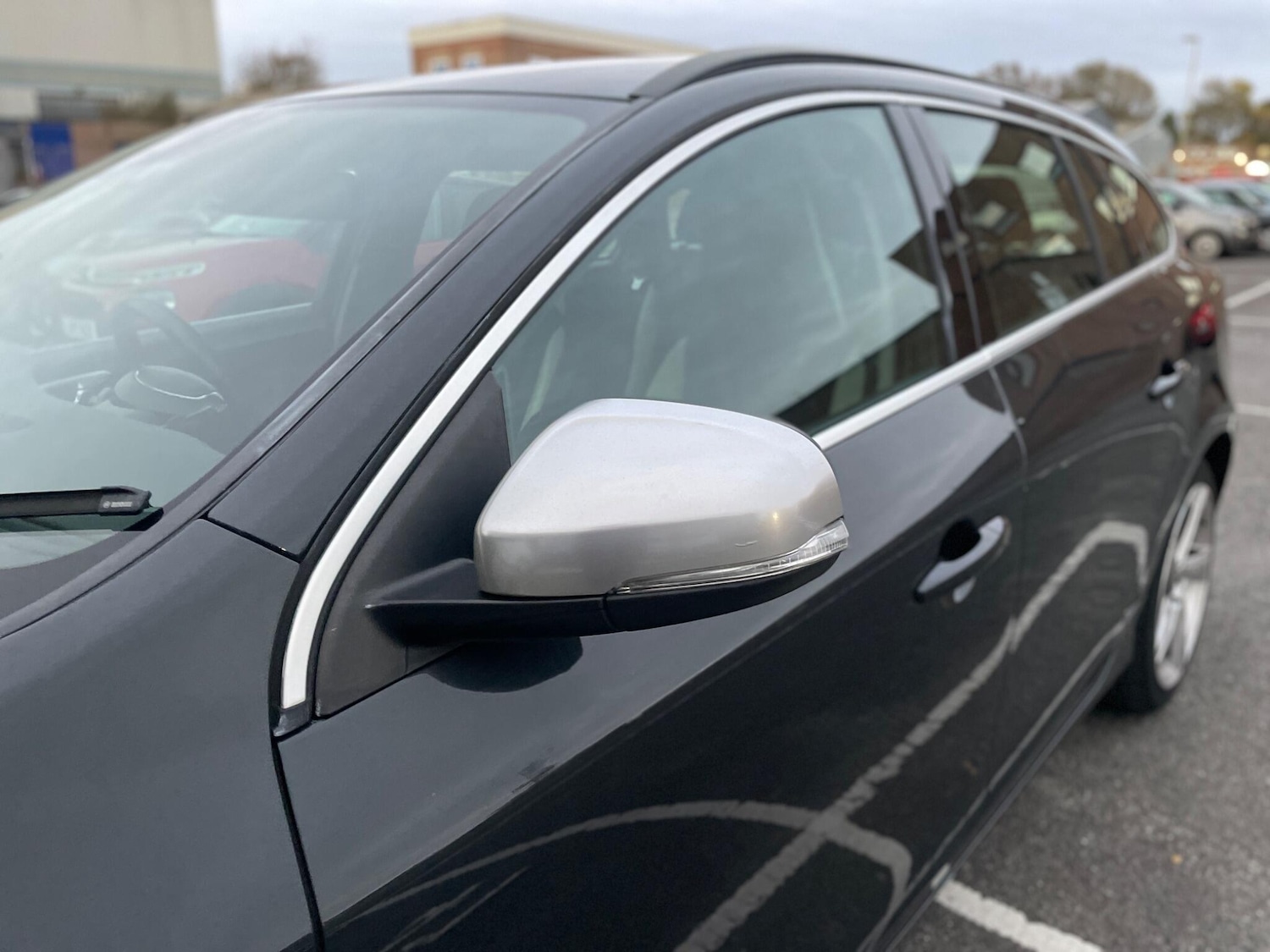 Used Volvo V60 2013 for sale - 76647655: Photo 44