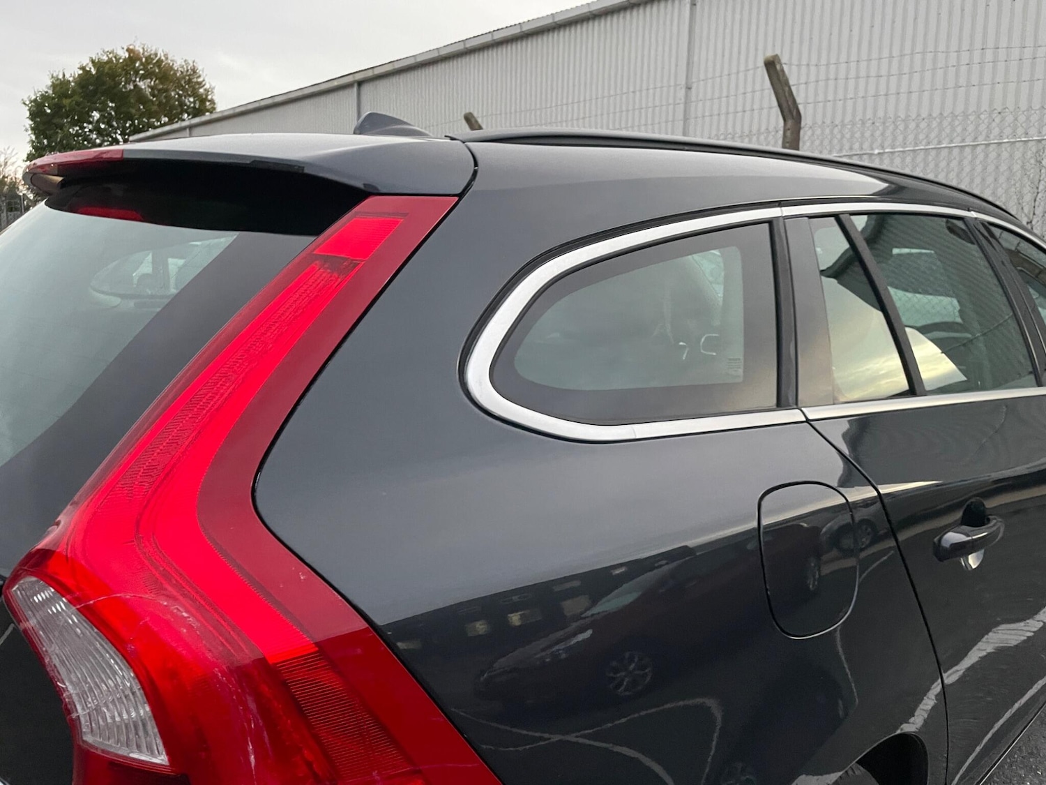 Used Volvo V60 2013 for sale - 76647655: Photo 49