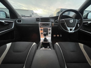 Used Volvo V60 2013 for sale - 76647655: Photo