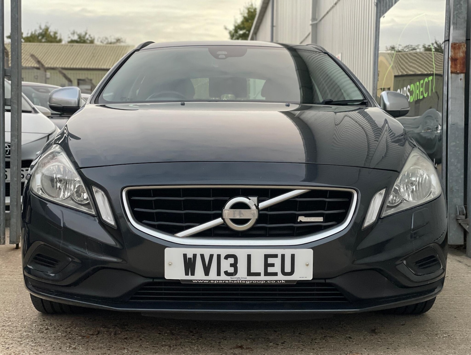 Used Volvo V60 2013 for sale - 76647655: Photo 5