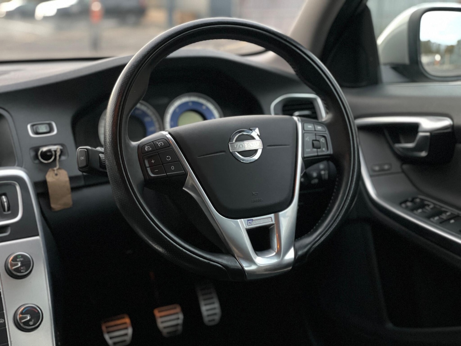 Used Volvo V60 2013 for sale - 76647655: Photo 53