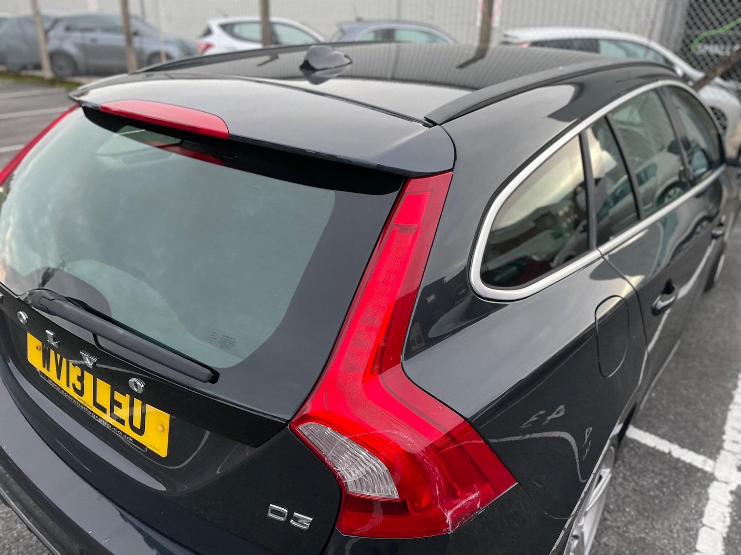 Used Volvo V60 2013 for sale - 76647655: Photo 64