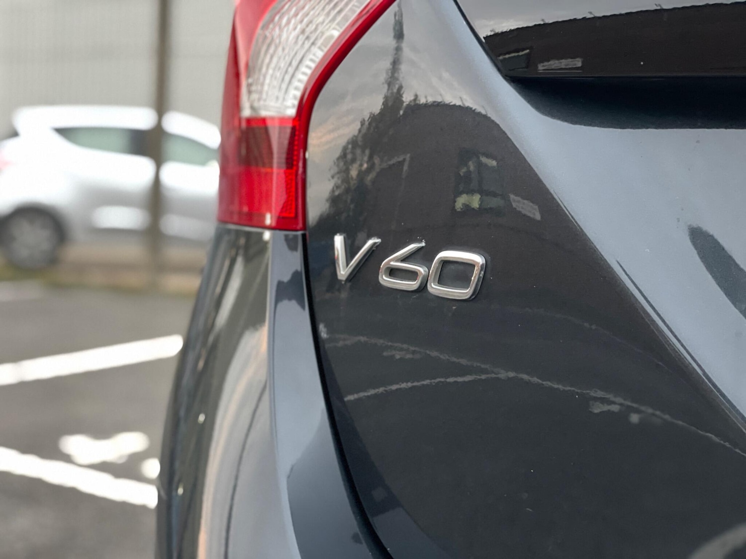 Used Volvo V60 2013 for sale - 76647655: Photo 75