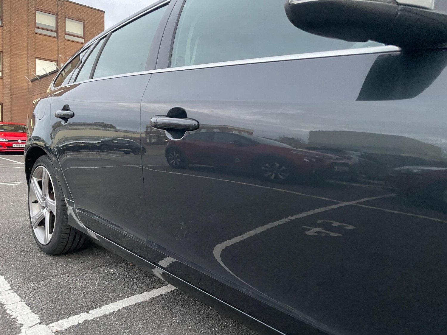 Used Volvo V60 2013 for sale - 76647655: Photo 78