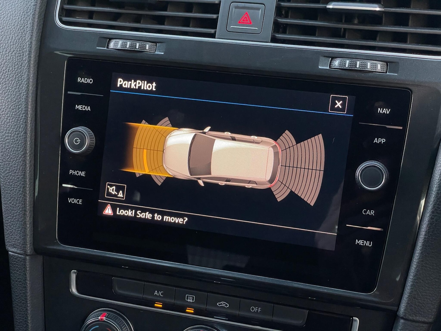 Used Volkswagen Golf 2017 for sale - 78019714: Photo 13