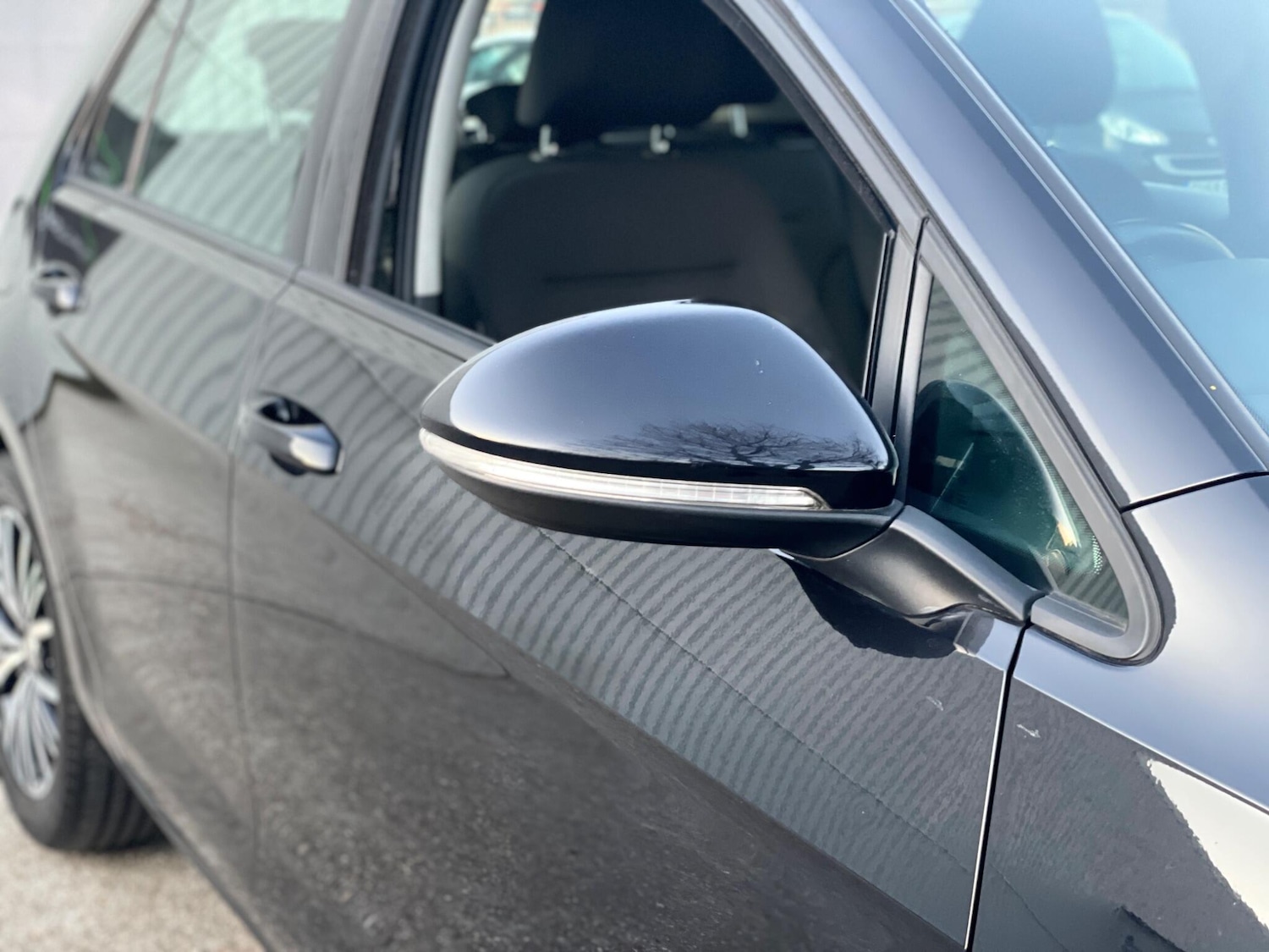 Used Volkswagen Golf 2017 for sale - 78019714: Photo 51