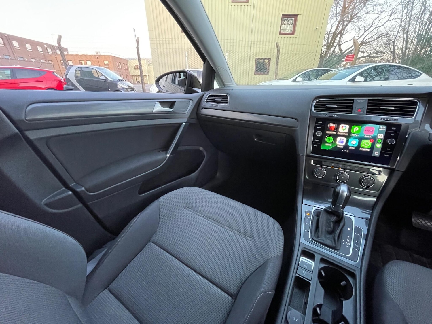 Used Volkswagen Golf 2017 for sale - 78019714: Photo 67