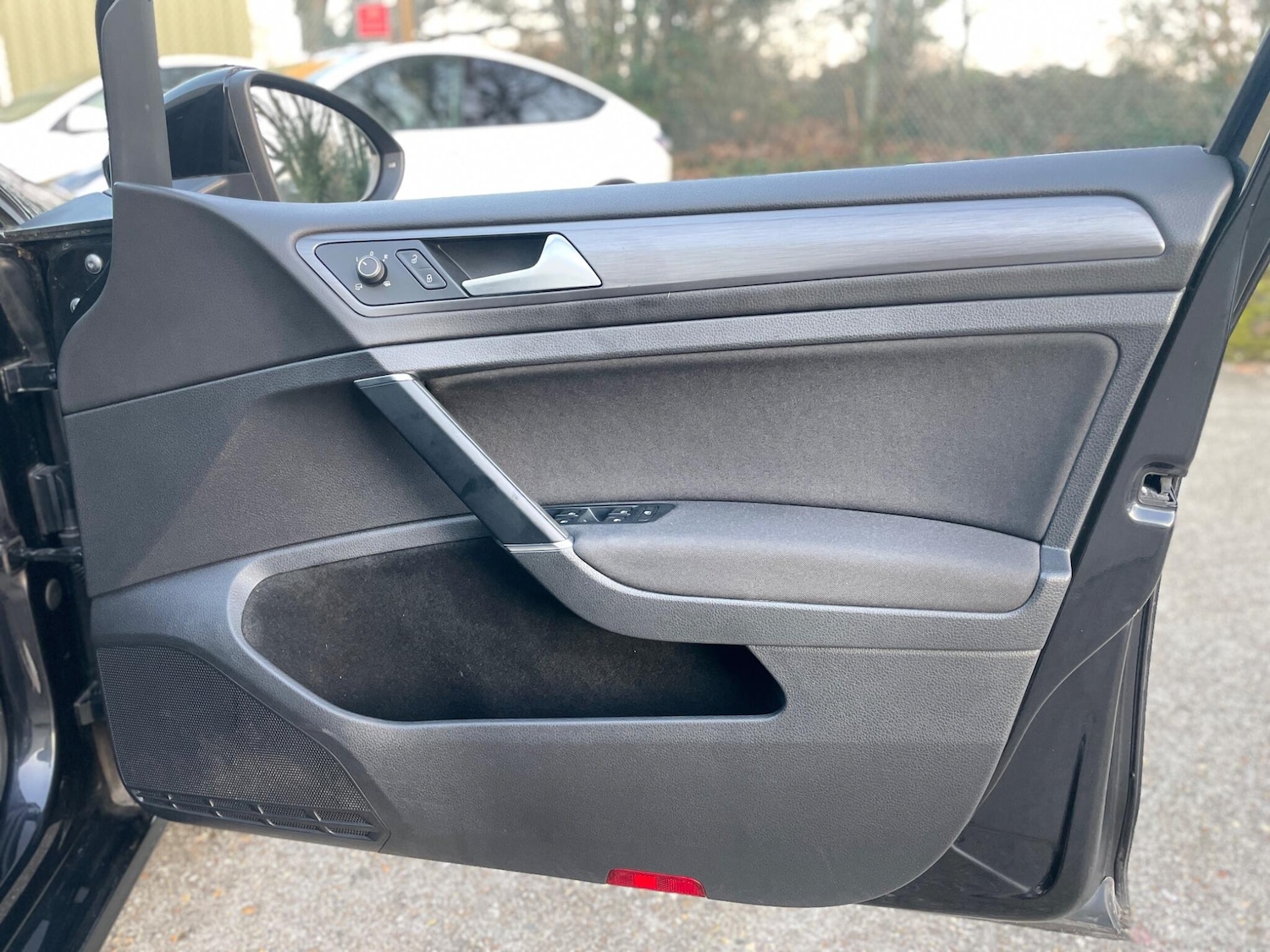 Used Volkswagen Golf 2017 for sale - 78019714: Photo 94