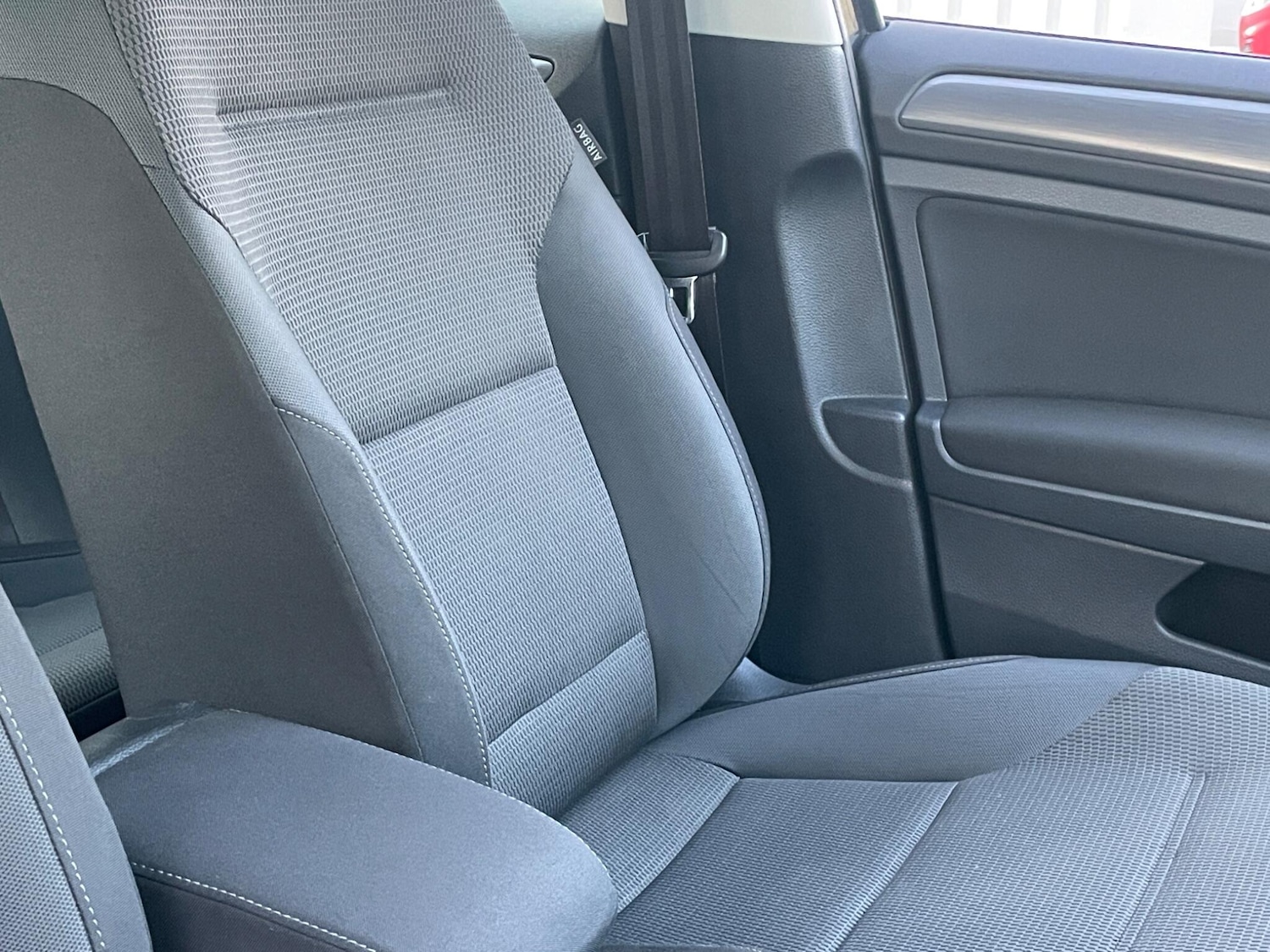 Used Volkswagen Golf 2017 for sale - 78019714: Photo 98