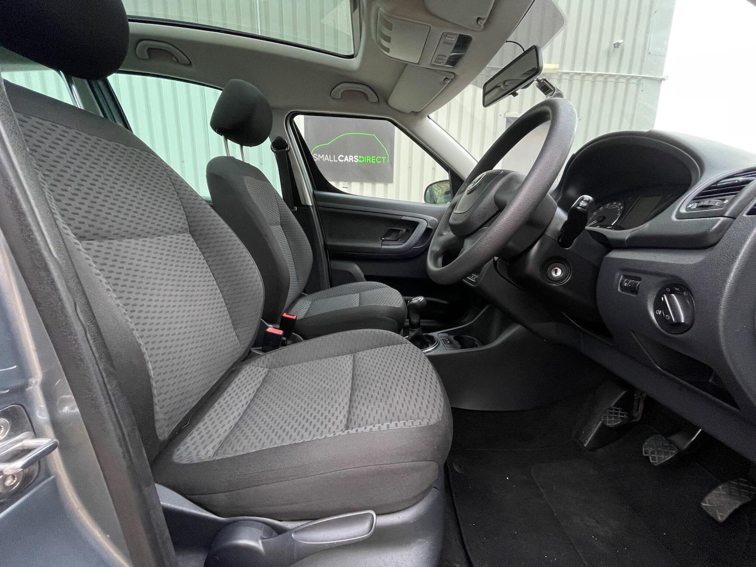 Used Skoda Roomster 2011 for sale - 76647641: Photo 30