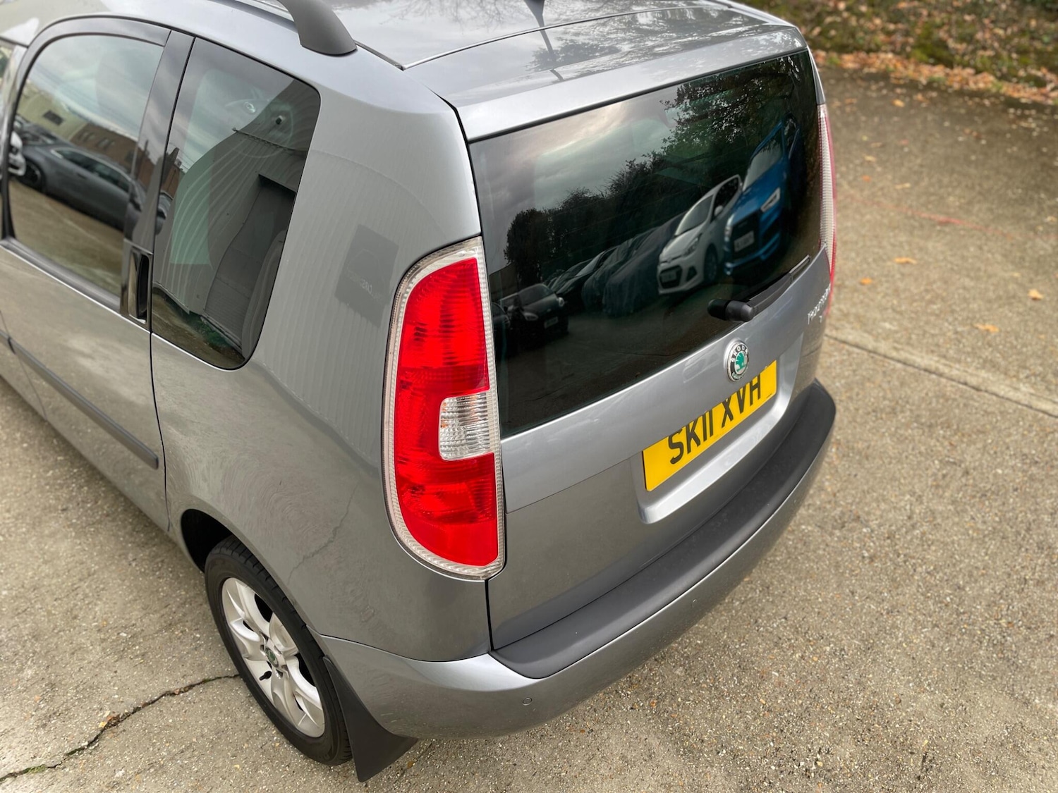 Used Skoda Roomster 2011 for sale - 76647641: Photo 85