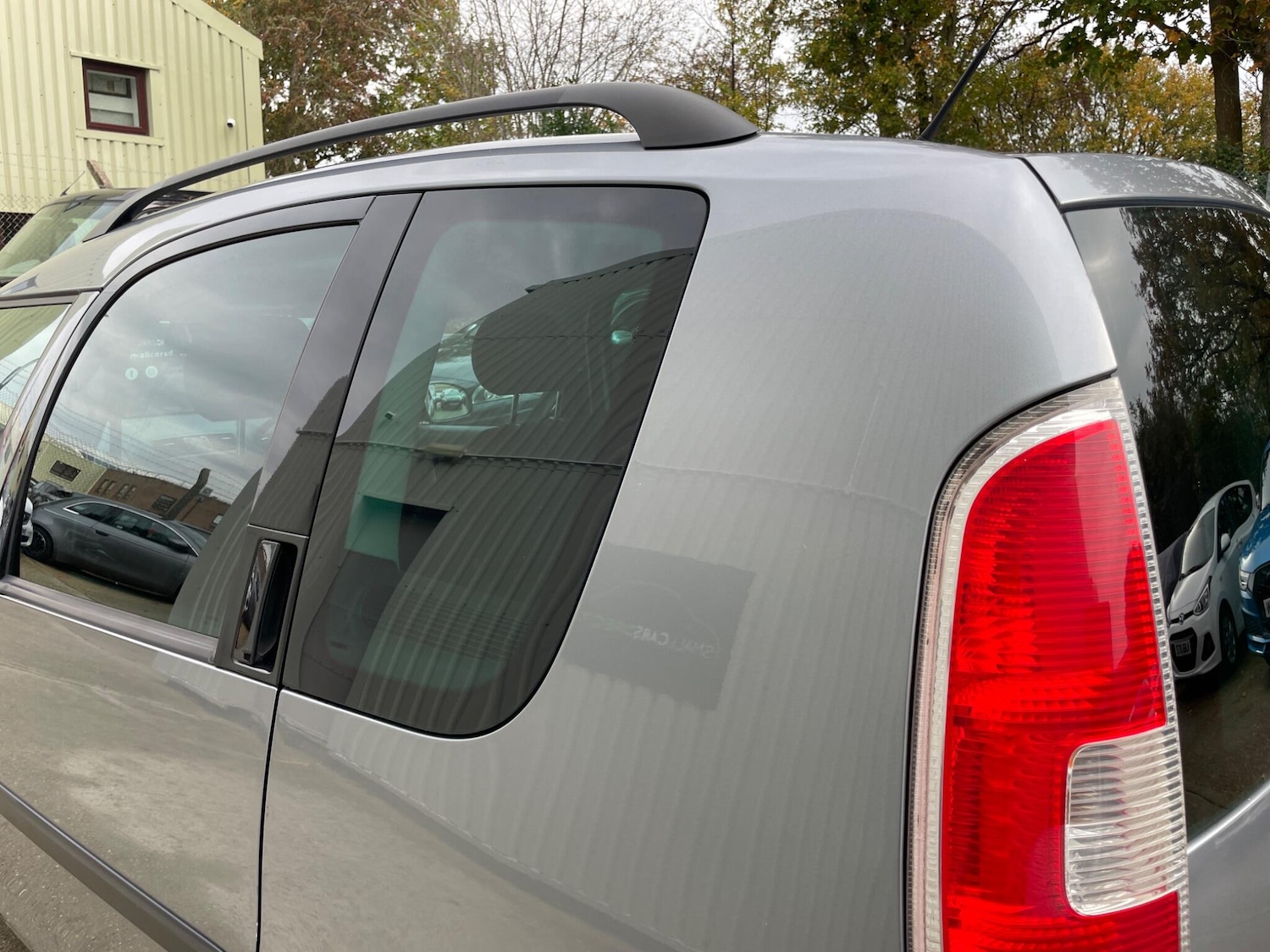 Used Skoda Roomster 2011 for sale - 76647641: Photo 90