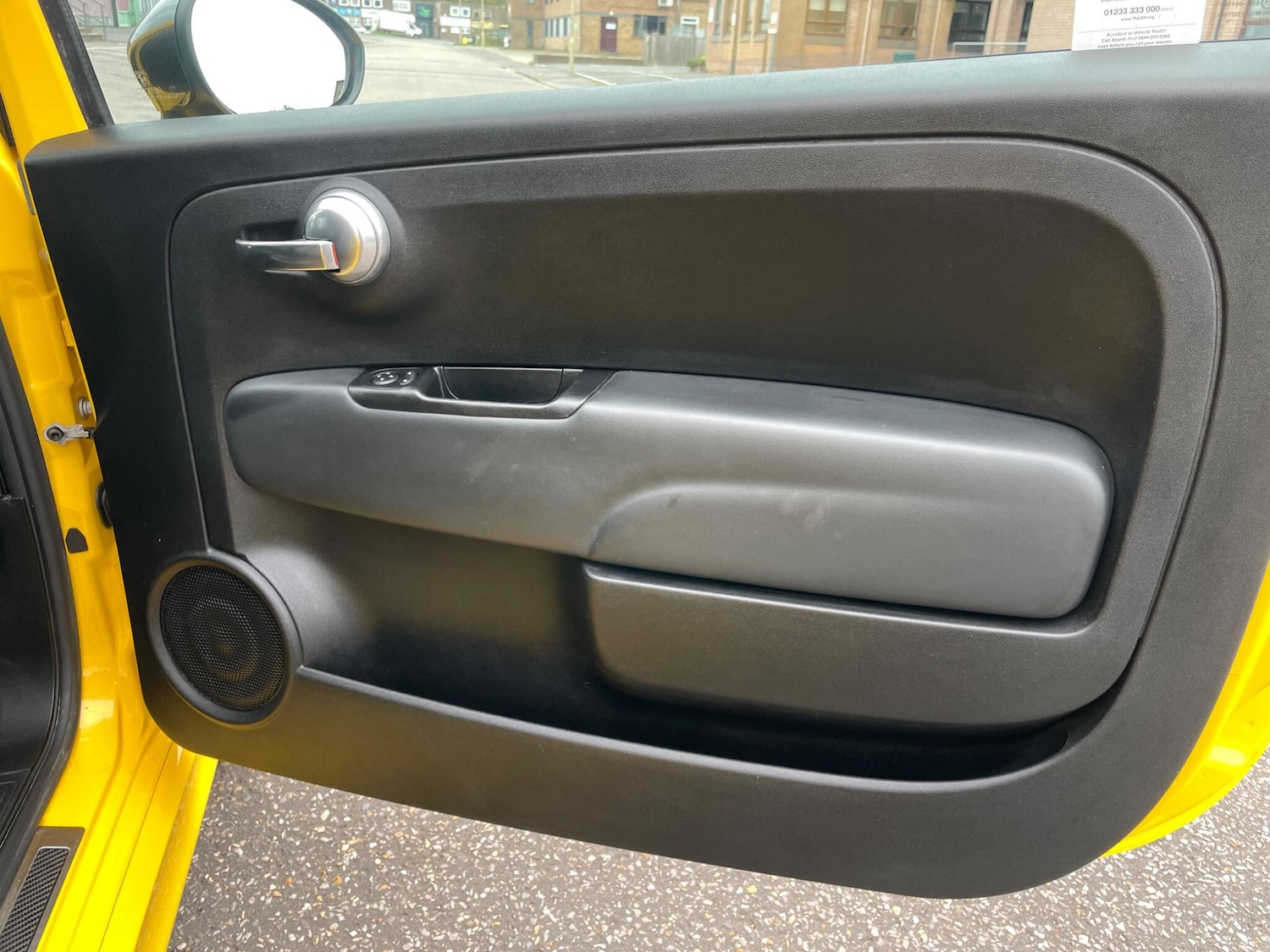 Used Abarth 595 2016 for sale - 76647651: Photo 30