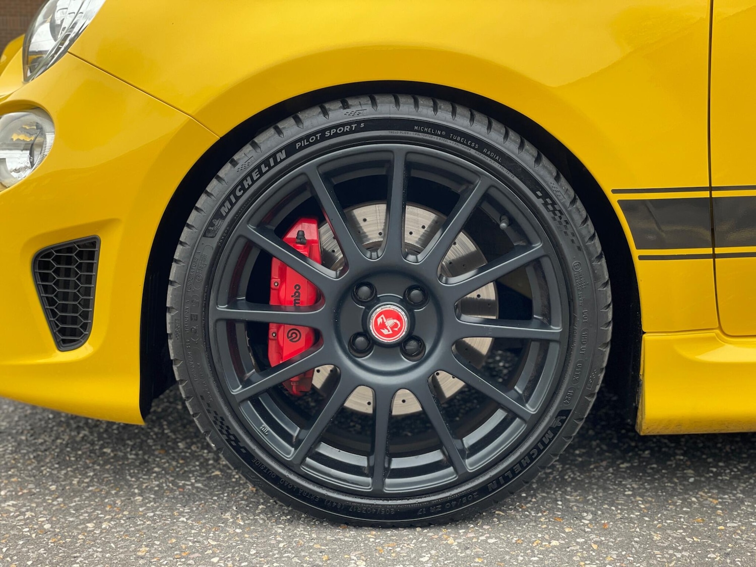 Used Abarth 595 2016 for sale - 76647651: Photo 35